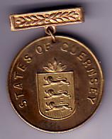Guernsey_Liberation_Medallion_1945_front
