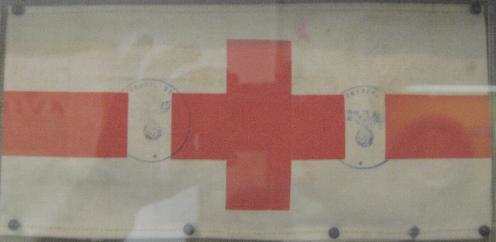 gsyredcrossarmband