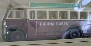 Riduna_Coaches_Alderney_