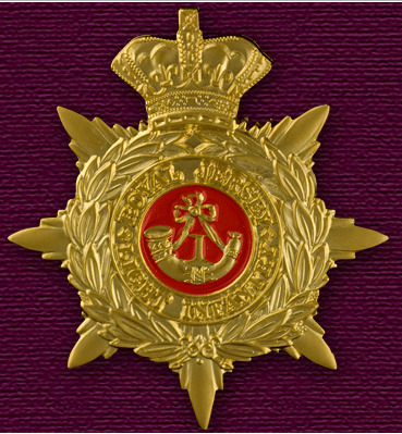 Royal_Jersey_Militia_1st_Regt_Officers_Helmet_Plate